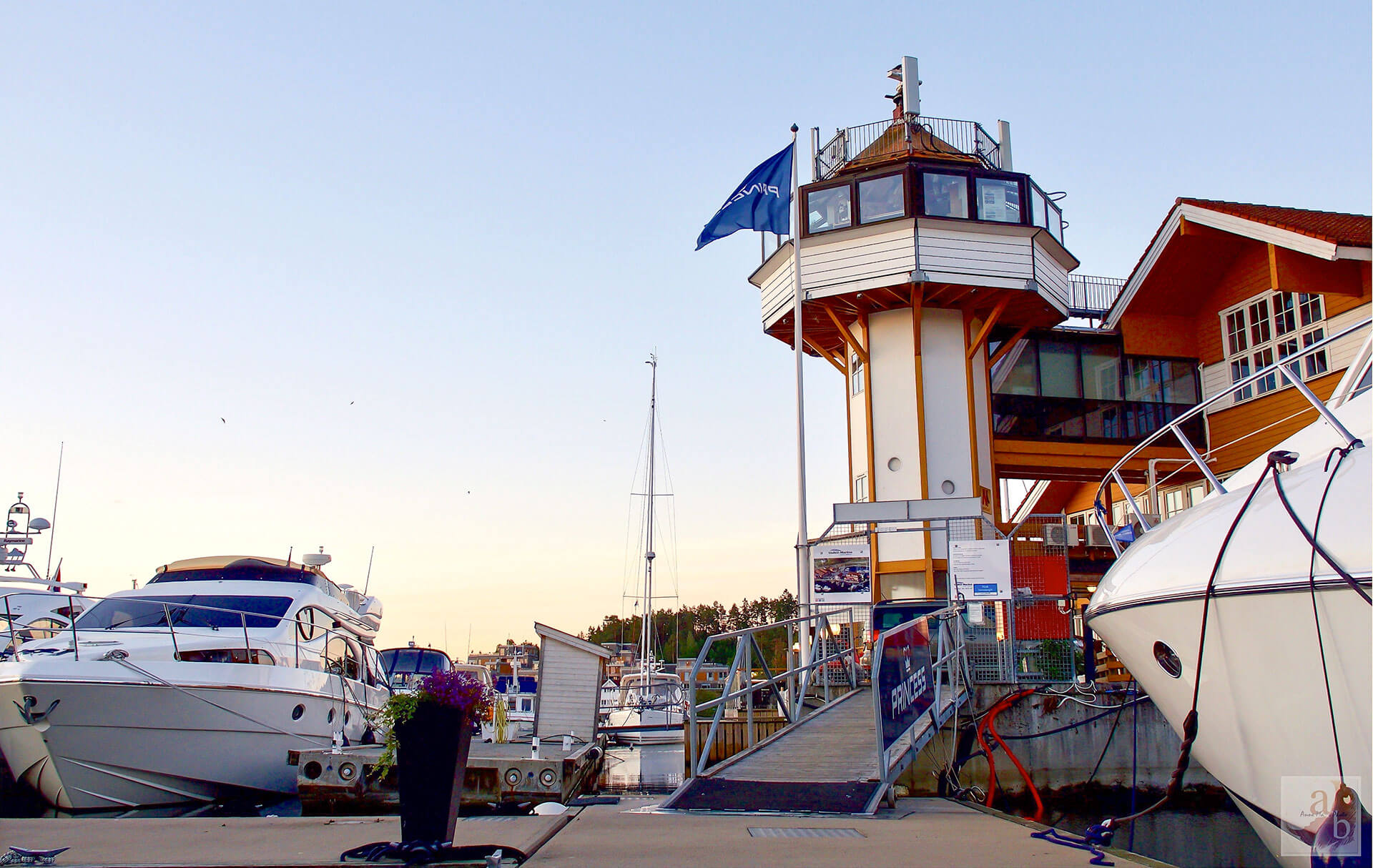 VOLLEN MARINA, OSLO, NORGE | Princess Yachts West Sweden / West Norway ...