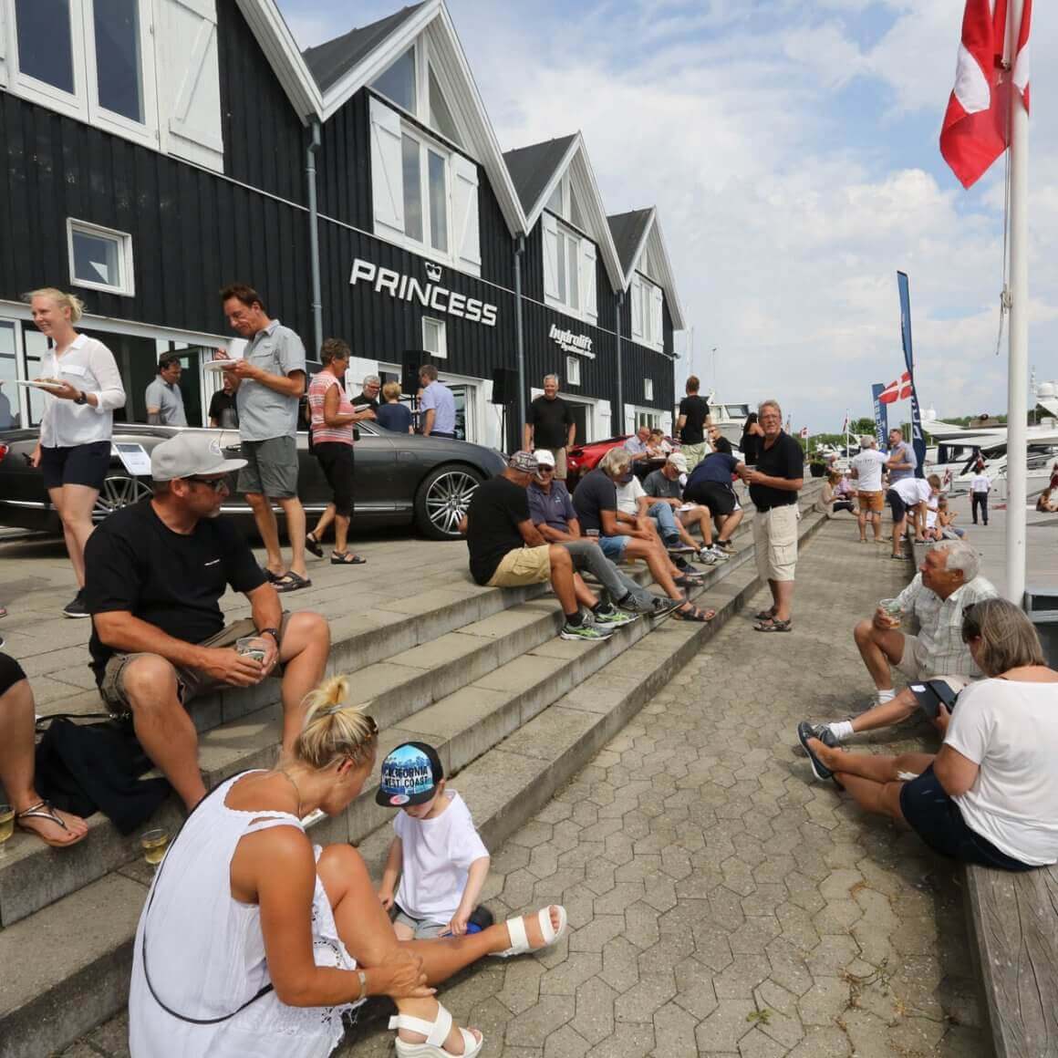 malt Grand Tag det op GREVE MARINA, DANMARK | Princess Yachts Sweden Denmark Norway